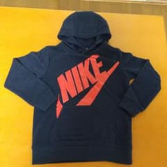 NIKEパーカー 116～122センチ(紺)のサムネイル