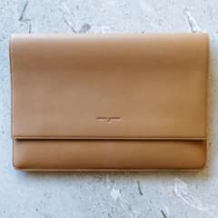 VON HOLZHAUSEN MacBook Portfolio 14-inch - メルカリ