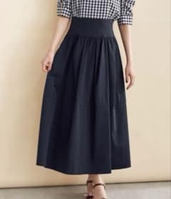 Stola. 泉里香着用 日本製 洗える タフタボリュームスカートのサムネイル