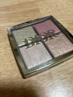 DIOR バックステージ　フェイスグロウパレット　004のサムネイル