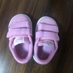 プーマ ピンク キッズシューズ pumaのサムネイル