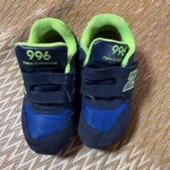 ニューバランス16㎝のサムネイル