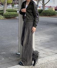 【完売品】ROOP TOKYOトラックジャケット　ブラックのサムネイル