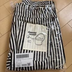 新品☆ブランシェス　ガーデナーテーパードパンツ　160のサムネイル