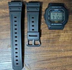 CASIO G-SHOCK ジーショック DW-5600E-1Vのサムネイル