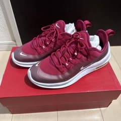 【1/3まで値下げ中】Nike Air スニーカー 23.5cmのサムネイル