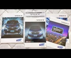 トヨタ VOXY（ヴォクシー） 80系 2014年版 カタログ 煌めきのサムネイル