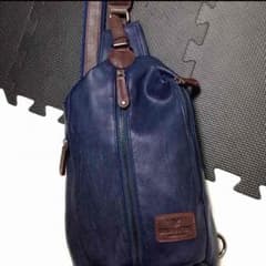 美品 ボディーバックのサムネイル