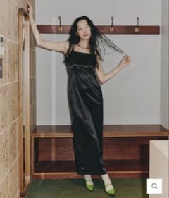 GLOSSY SATIN BACK RIBBON DRESSのサムネイル