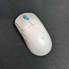 g pro x superlight whiteのサムネイル
