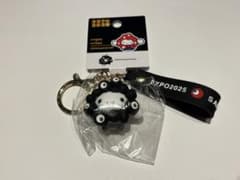 シナモロール　黒ミャクミャク　キーホルダーのサムネイル