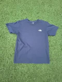 THE NORTH FACE ネイビー Tシャツのサムネイル