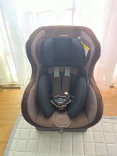 コンビ チャイルドシートのサムネイル