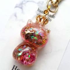 ゆきんこ様専用　強恋愛結婚運♡ピンク猫ちゃん　オルゴナイトキーホルダーのサムネイル