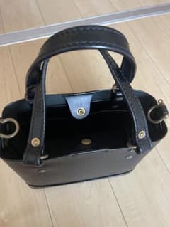 ビーズ屋公ちゃん　レザートートのサムネイル