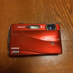 Fujifilm FinePix Z コンパクトデジタルカメラ レッド動作未確認