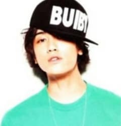 赤西仁　着用　BUIBY キャップ