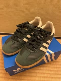 adidas sanbaダークグリーン スニーカーのサムネイル