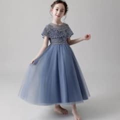 子ども用ドレスのサムネイル