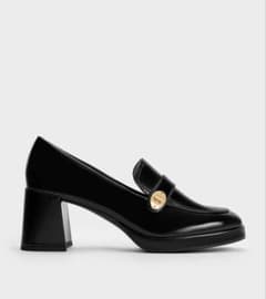CHARLES & KEITH ローファー ブラック ゴールド金具