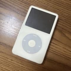 ジャンク品】iPod 2005年モデル A1136 ホワイト 30GB - メルカリ