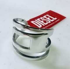【新品未使用】DIESEL リング シルバーカラーのサムネイル