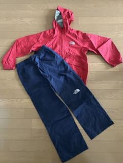 キッズ　レインウェアセットアップ サイズ140 ノースフェイスのサムネイル