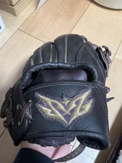 硬式野球グローブのサムネイル