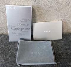 ★値下げ　RMK パウダーファンデーション　ケース　新品のサムネイル