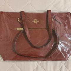 COACH トートバッグレッド(革)！