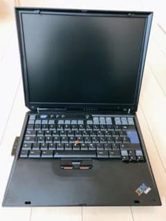 【週末限定値下げ&1、2日出荷】ノートパソコンIBM ThinkPad R40eのサムネイル