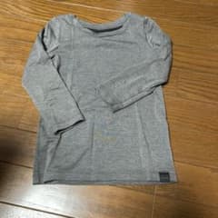 UNIQLO ヒートテック　100のサムネイル