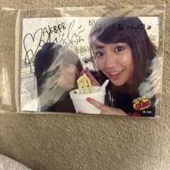 AKB48 サイン入り写真のサムネイル