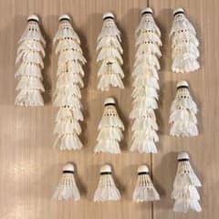 使用済みバドミントンシャトル49個 中古バドミントンシャトル 49個 YONEX RSL GOSEN - メルカリ
