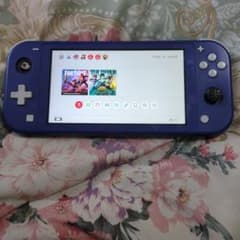 Nintendo Switch Lite ブルー 本体のサムネイル