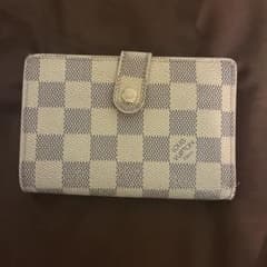 Louis Vuitton ダミエ 二つ折り財布のサムネイル