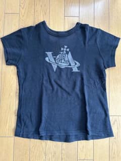 vivienne westwood V&AコラボTシャツのサムネイル