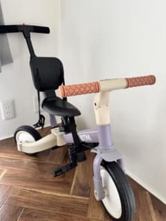 子供　三輪車のサムネイル