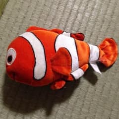 ファインディングニモのぬいぐるみのサムネイル