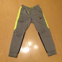 ★NIKE スウェットパンツ★Theamr-Fitのサムネイル