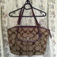 ☆COACHバック☆ミニポーチ付き♪のサムネイル