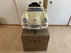 乗用ラジコンカー（クリーム色っぽい白）のサムネイル