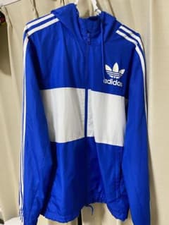 adidas パーカーのサムネイル