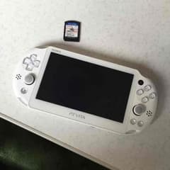 《期間限定値下》PS VITA 中古 美品のサムネイル