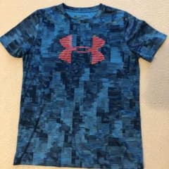 アンダーアーマー Tシャツ　YXLのサムネイル