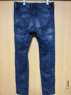 お値下中‼️DIESEL ダークブルー スリムフィットデニムのサムネイル