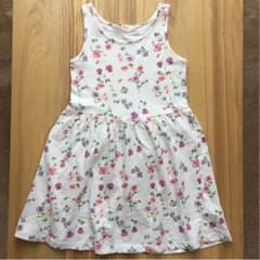 【H&M】ワンピースのサムネイル
