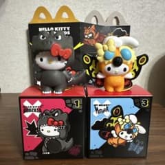 ハローキティ ゴジラ マイメロディ モスラ フィギュアのサムネイル