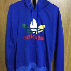 adidas パーカーのサムネイル