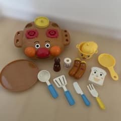 入手困難品】TOHO アンパンマンごう キッチンセット - メルカリ